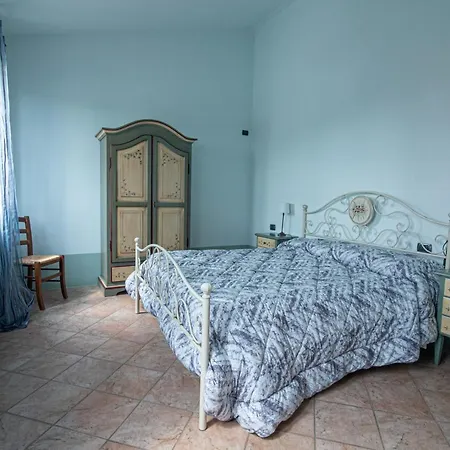 Country house La Torre Wine Montecarlo